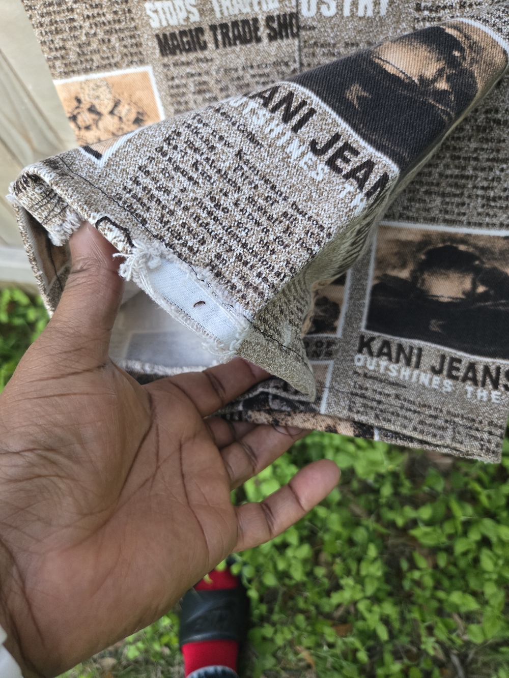 Karl Kani Brown & Tan Vintage Newspaper-Print Denim Set - Picture 14 of 16